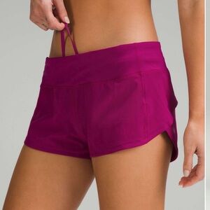 Lululemon Speed Up Low-Rise Lined
Short 2.5'
Magenta Purple
